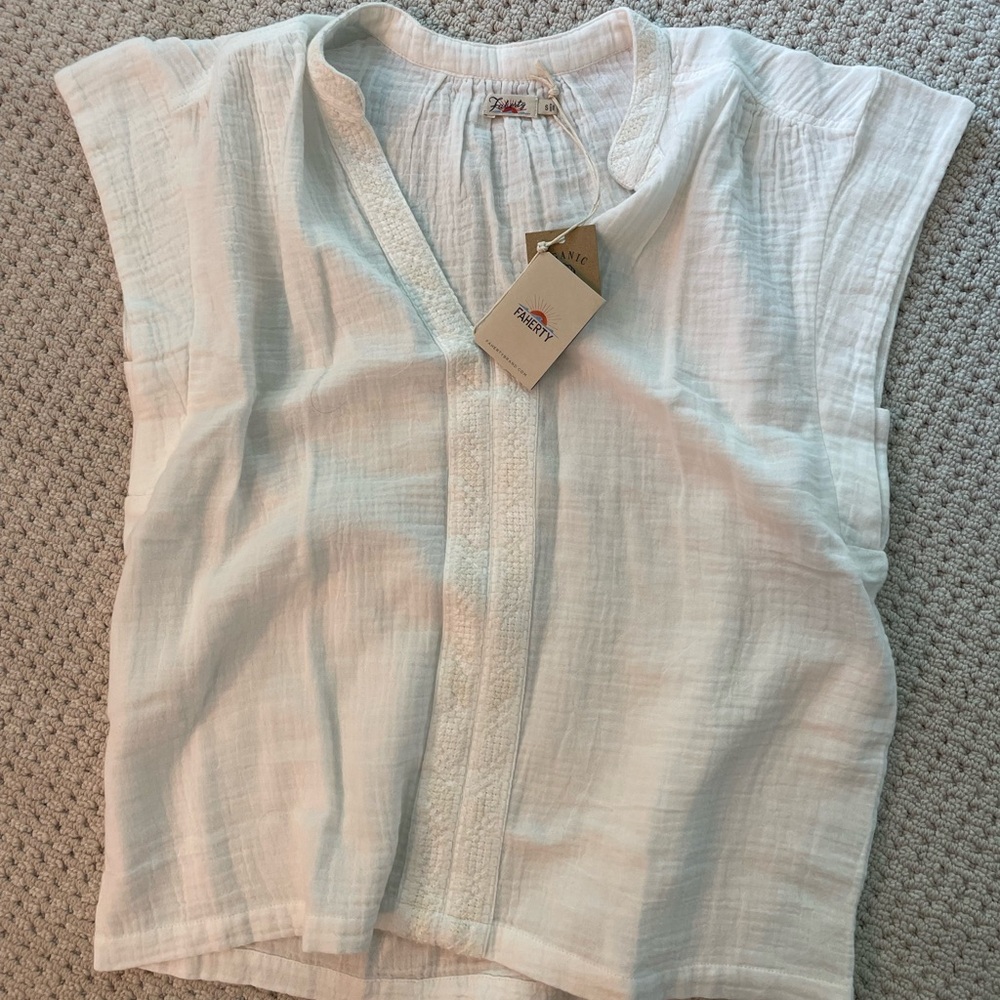 NWT Faherty cotton shirt